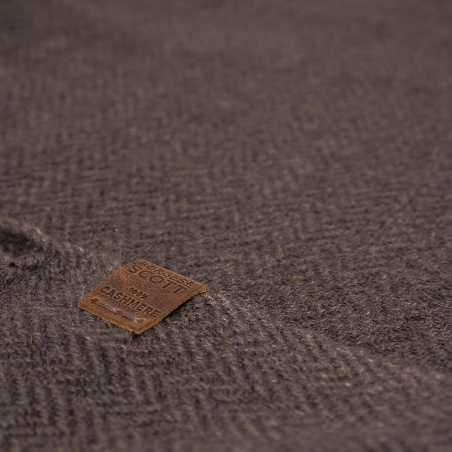 Borges & Scott Signature - 100% Cashmere Blanket Throw - Brown Herringbone - Image 3