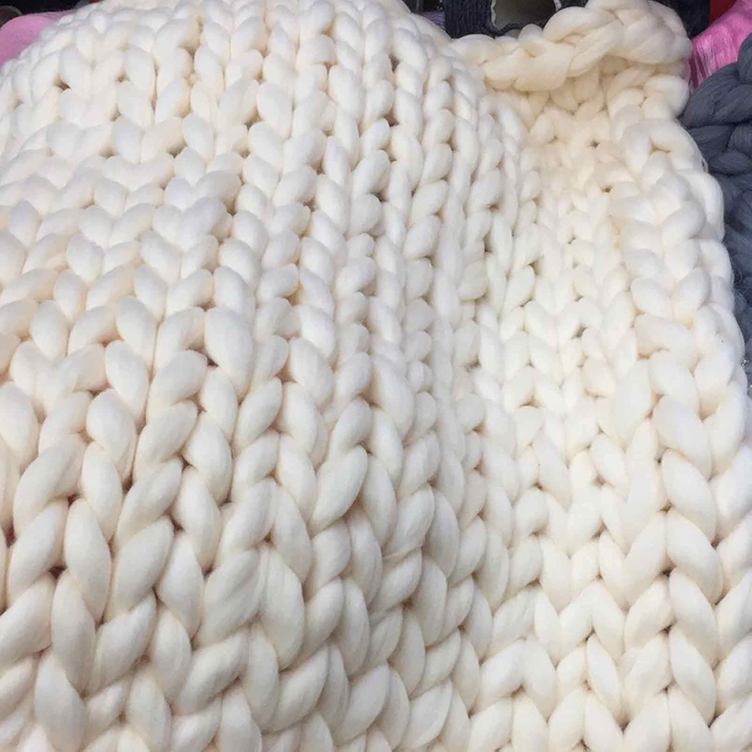 Chunky Knit Blanket,Warm and Comfortable Handwoven Throw Blankets,Giant Chenille Yarn Decorate Pet Bed Chair Cushion Carpet for Bedroom Home Decor - Image 13