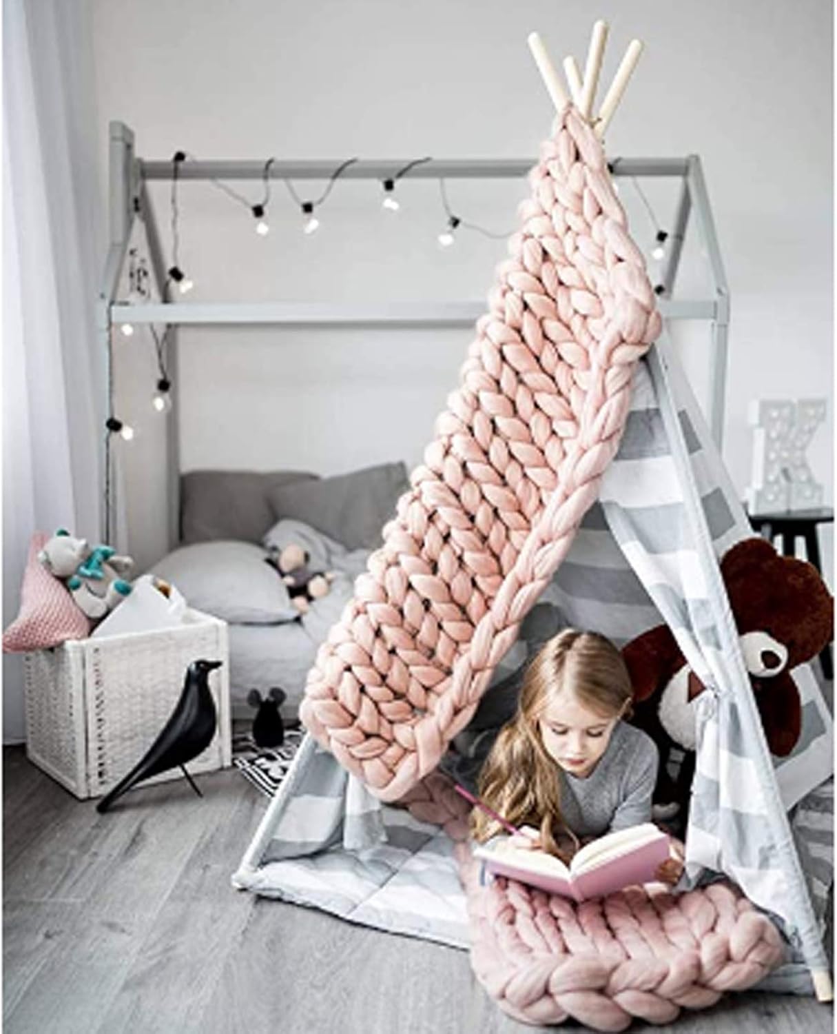 Chunky Knit Blanket,Warm and Comfortable Handwoven Throw Blankets,Giant Chenille Yarn Decorate Pet Bed Chair Cushion Carpet for Bedroom Home Decor - Image 6