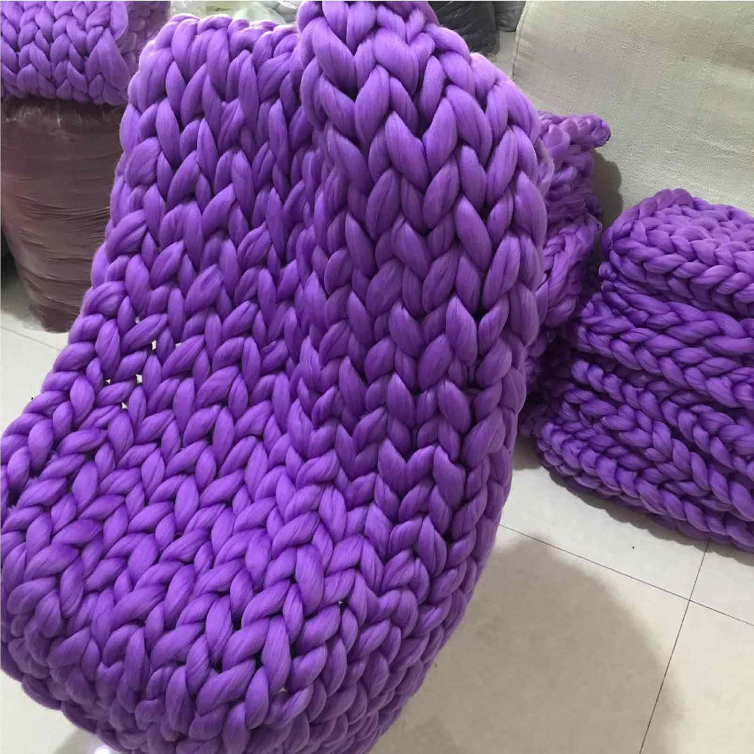 Chunky Knit Blanket,Warm and Comfortable Handwoven Throw Blankets,Giant Chenille Yarn Decorate Pet Bed Chair Cushion Carpet for Bedroom Home Decor - Image 10