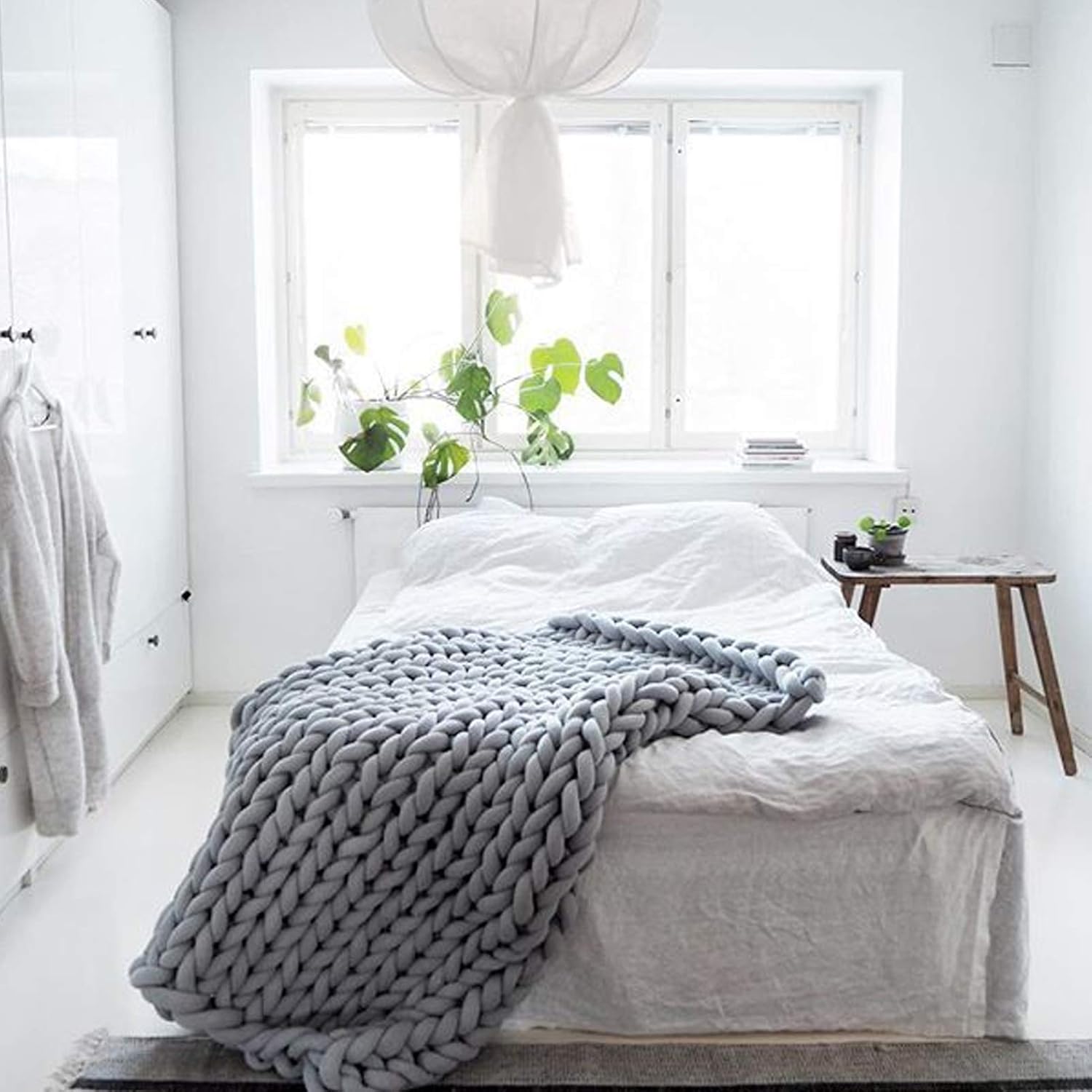 Chunky Knit Throw Blanket Inverse Growth Handmade Knitted Chenille Blankets Warm Soft Cozy Breathable for Sofa Couch Bed Home Decor Giant Yarn - Image 5