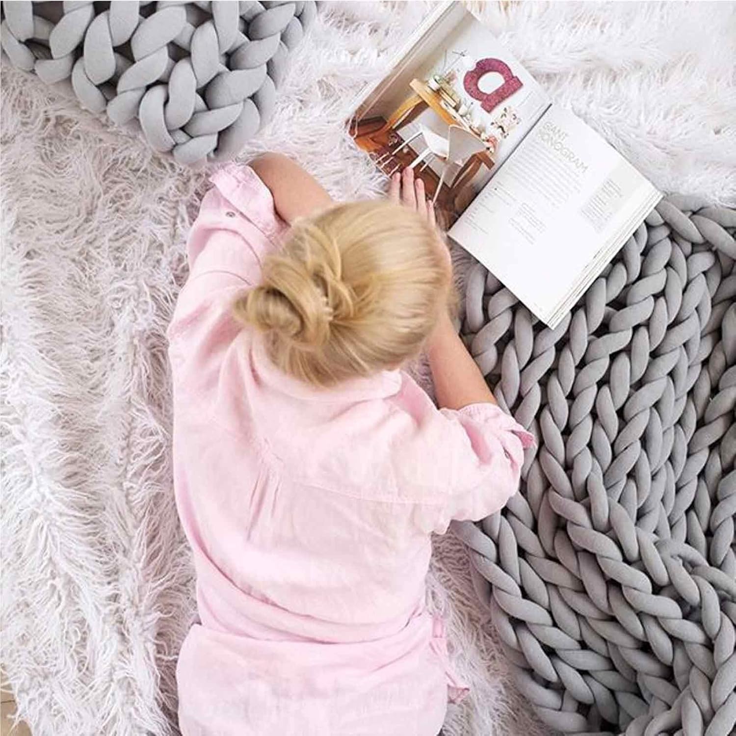 Chunky Knit Throw Blanket Inverse Growth Handmade Knitted Chenille Blankets Warm Soft Cozy Breathable for Sofa Couch Bed Home Decor Giant Yarn - Image 2