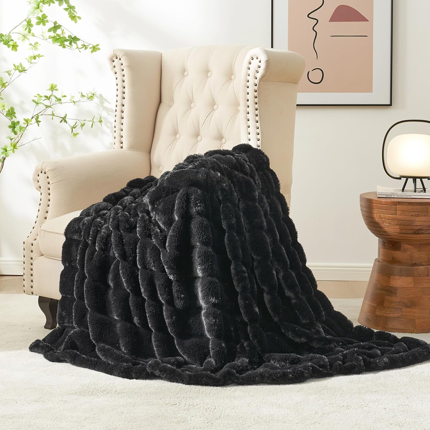 Cozy Bliss Faux Fur Throw Blanket 60 * 80 Inches and Cooling Comforter Queen Size 90 * 90 Inches - Image 3