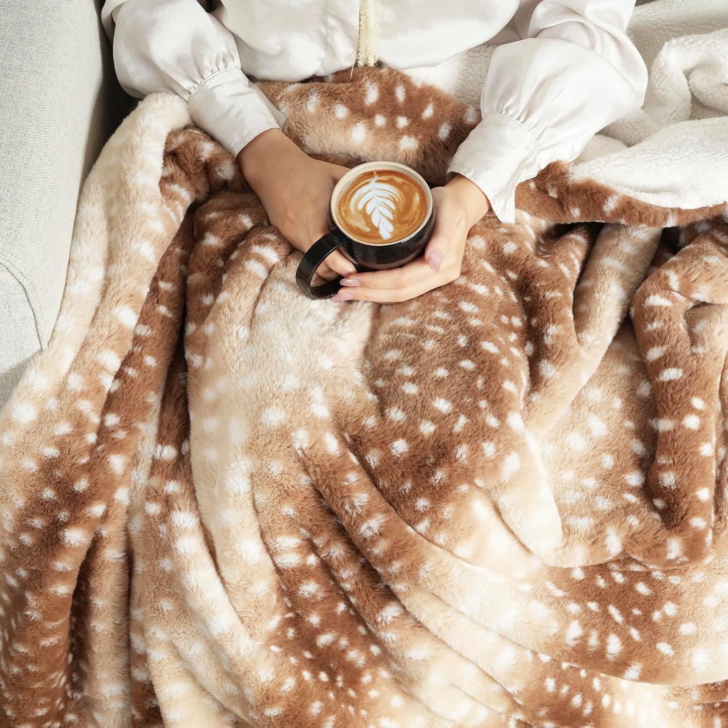 Cozy Bliss Luxury Faux Fur Throw Blanket Animal Striped Print 50 * 60 Inches and Grey Cooling Comforter Queen Size 90 * 90 Inches - Image 3