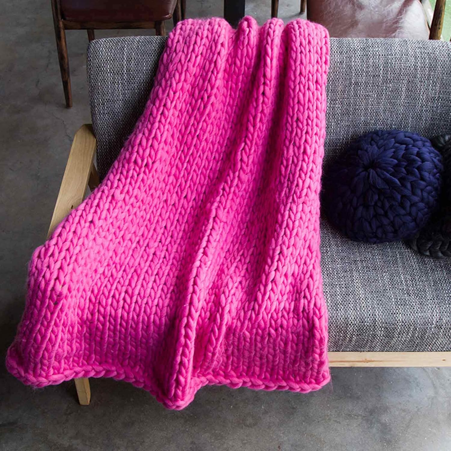 Daoyuan Blanket-Chunky Knitted Throw Blanket,Good Wrinkle Resistance and Shape Retention,Hand-Woven,Beautiful Home Decoration Modern Bedding,Used for Sofa Blanket\/pet Bed\/Yoga Mat\/Gift