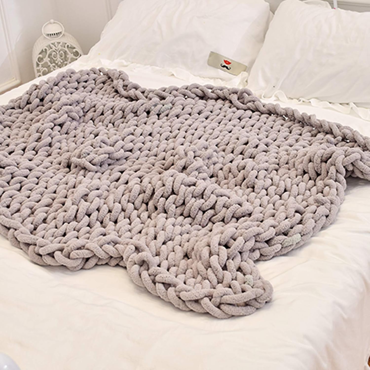 Daoyuan Chunky Knit Blanket 2CM Wide Super Soft and Thick Hand-Woven Giant Chenille Yarn Yoga Mat for Home Use Gift Throw Bedroom