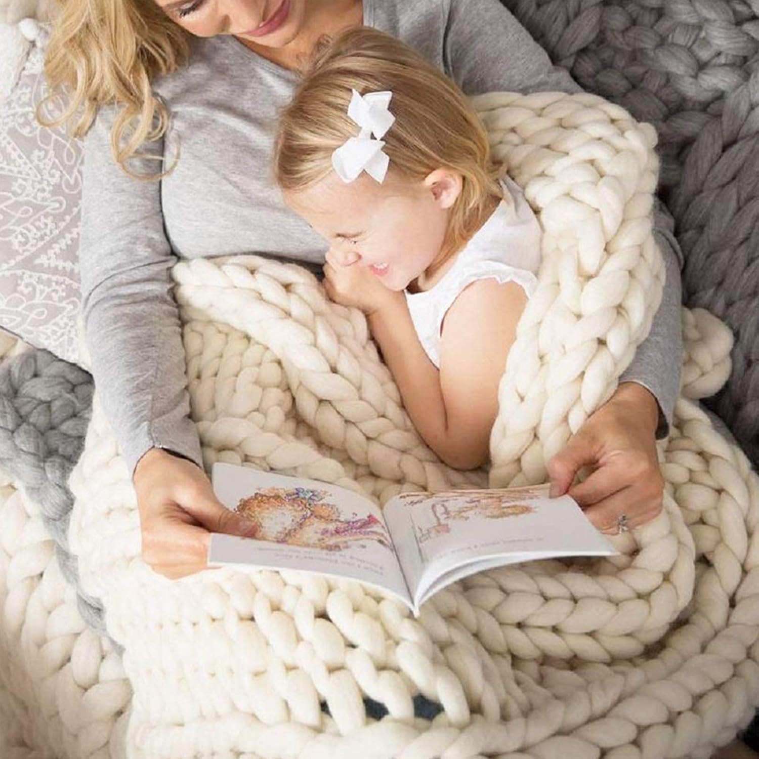 Daoyuan Chunky Knit Blanket Soft and Huge Throw Modern Bedding Handwoven Chenille for Bed Room\/Couch\/Bed\/Pet Mat\/Baby Blanket\/Gift,Beautiful Home Decoration - Image 4