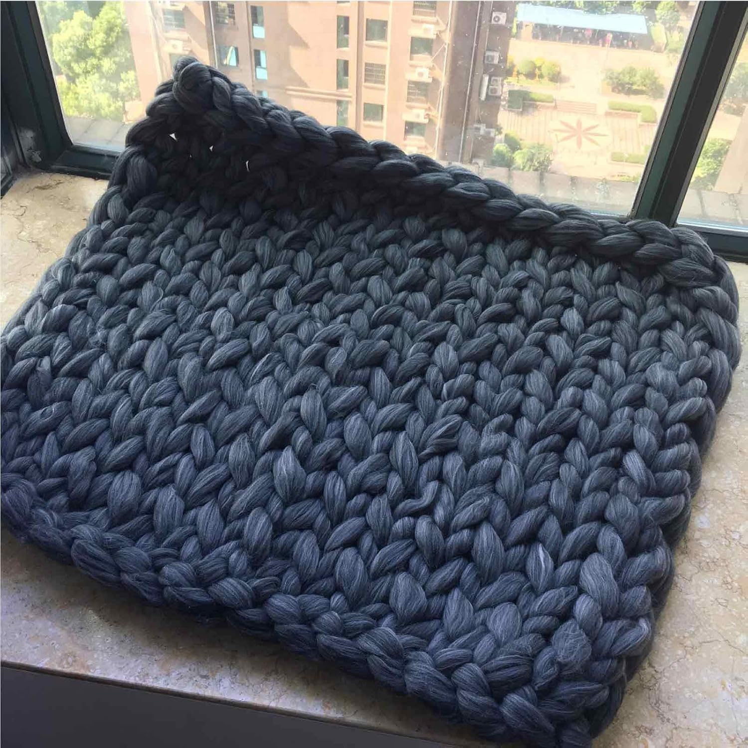 Daoyuan Chunky Knit Blanket Soft and Huge Throw Modern Bedding Handwoven Chenille for Bed Room\/Couch\/Bed\/Pet Mat\/Baby Blanket\/Gift,Beautiful Home Decoration - Image 14