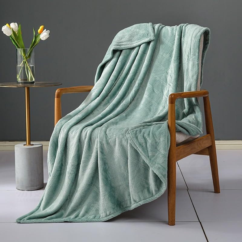 EWUROI Coral Fleece Fleece Blanket Office Nap Blanket Blanket Throw - Image 2