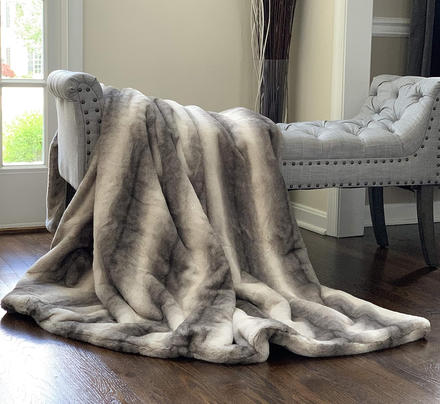 Faux Fur Throw Blanket Grey Striped Mink Chinchilla Shadow Fox Charcoal 55Wx70L i##e##s: Silky Soft ^^ Double Sided ^^ Oversized ^^ Machine Washable ^^ Afghan :i##e##s - Image 4