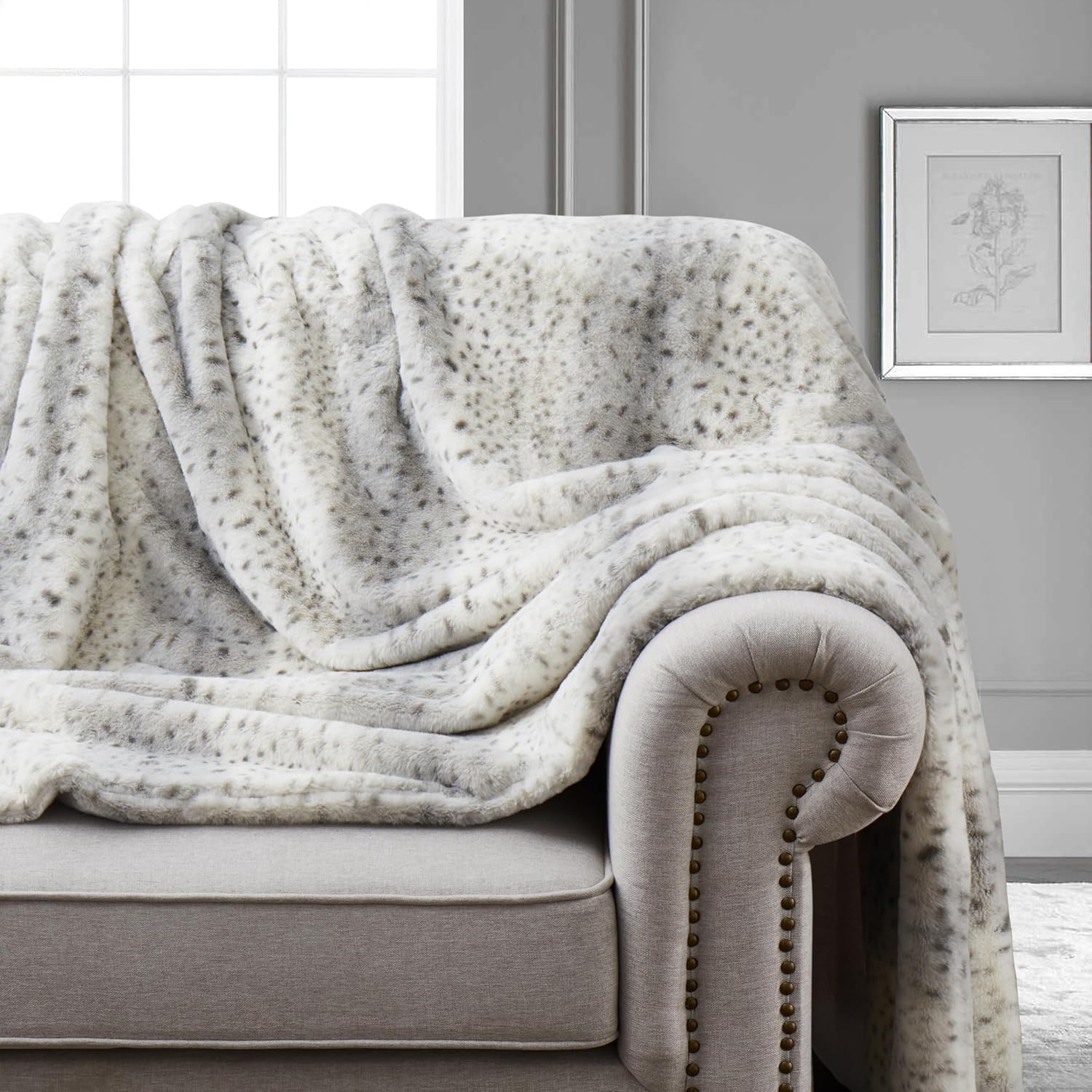 Faux Fur Throw Blanket Grey Striped Mink Chinchilla Shadow Fox Charcoal 55Wx70L i##e##s: Silky Soft ^^ Double Sided ^^ Oversized ^^ Machine Washable ^^ Afghan :i##e##s - Image 8