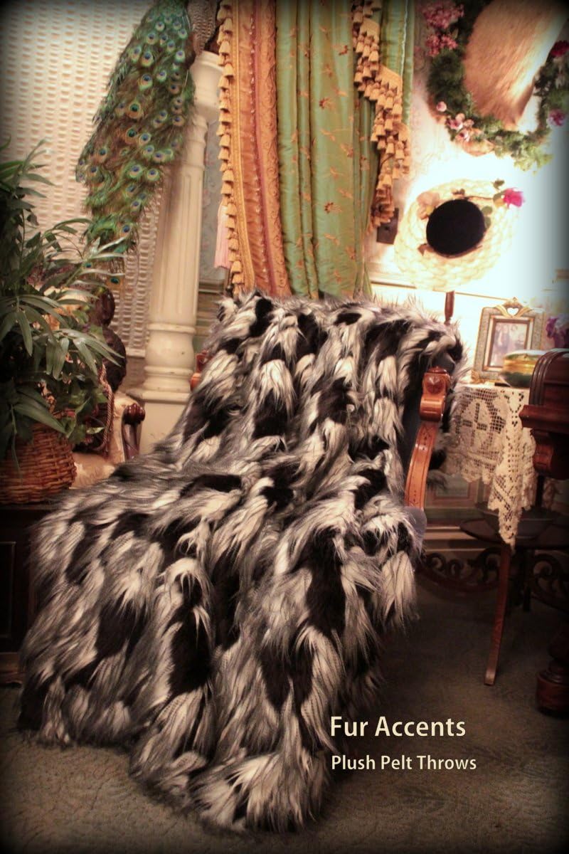 Fur Accents Throw Blanket/Coverlet/Black and White Feathery Luxury Faux Fur / 5'x6' - Image 3