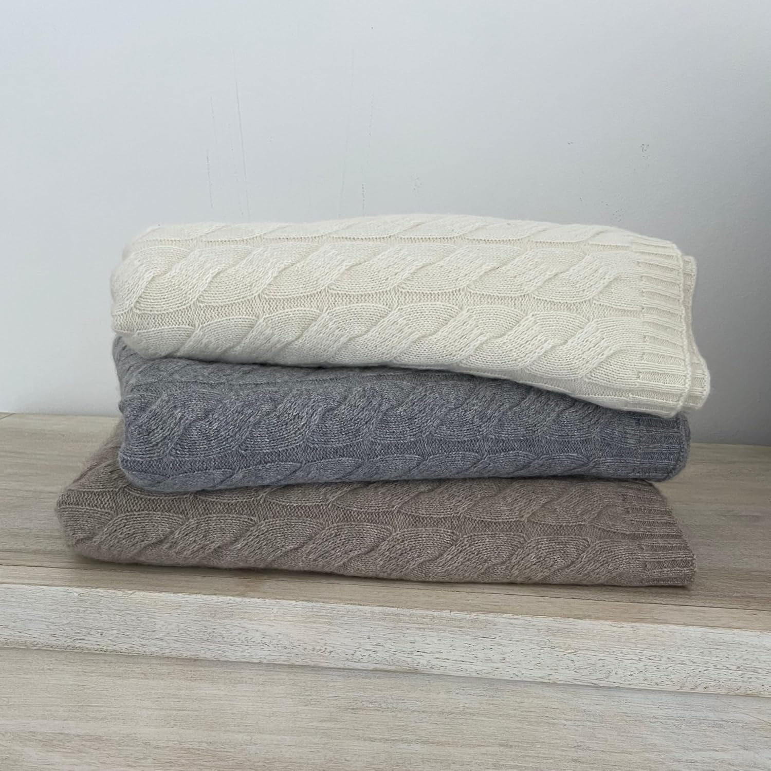 Luxurious 100% Cashmere Cable Knit Throw Blanket \u2013 Ultra-Soft, Warm, and Elegant \u2013 Available in Neutral Tones (Cream) - Image 2