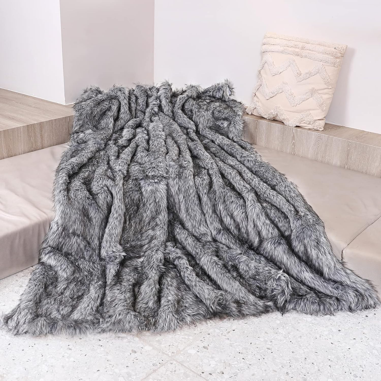 Luxury Fake Fox Fur Throw Blanket Fox Faux Fur Throw Blanket Gray 79"x90" Queen Size Fake Fur Blanket