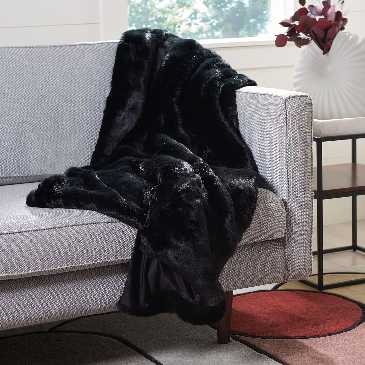 SAFAVIEH Faux Black Mink Throw Blanket, 60"x72" - Image 2