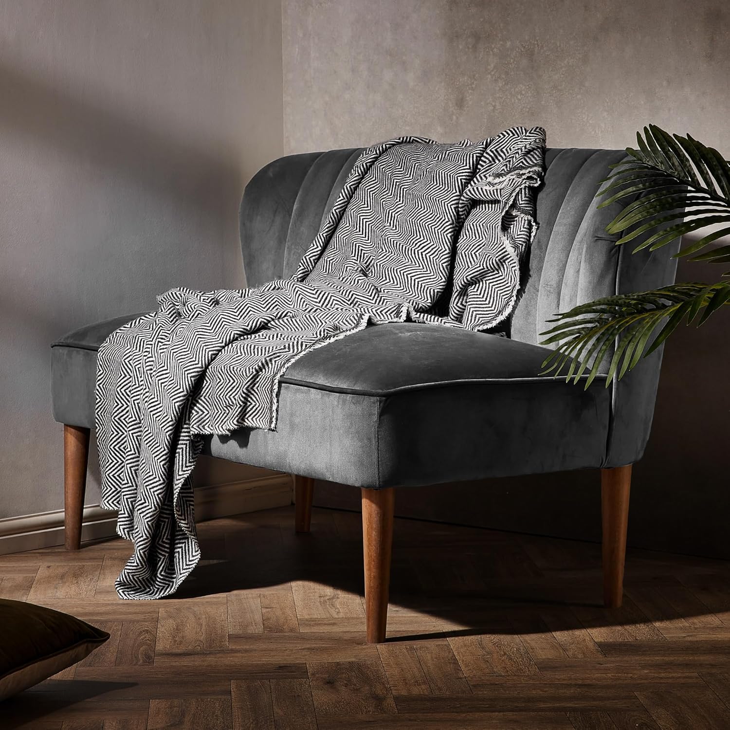 San Vera Luxurious XXL 100% Pure Cashmere Blanket Oversized Black Throw Blanket with Fringe 118 x 55 Inch Super Soft Warm for Home - Image 2