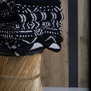 Set of 5 Handmade Mudcloth Print Throw, 100% Cotton Soft Tassel Blanket, Block Print Throw Blanket for Home Decoration Black & White Handloomed Throws for Wedding (Black, 5)