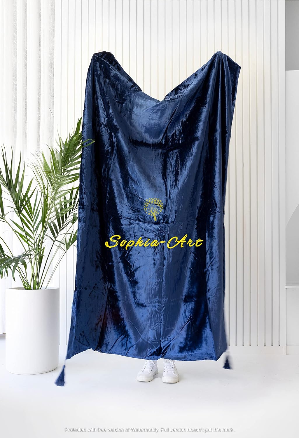 Sophia-Art Luxury Crushed Velvet Throw Blanket with Tassels Sofa Bed Soft Blankets Boho Warm Throws Cozy Plush Lightweight Pet (108x90 inches, Royal Blue)