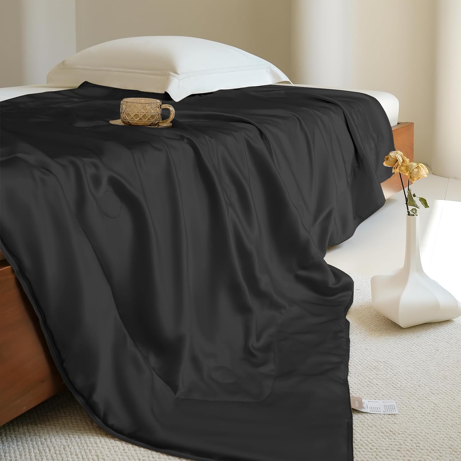 THXSILK Silk Blanket 100% Mulberry Silk Black King i##e##s: Soft ^^ Cooling Throw ^^ Lightweight Blanket ^^ All-Season ^^ for Bedroom ^^ Sofa ^^ Travel :i##e##s