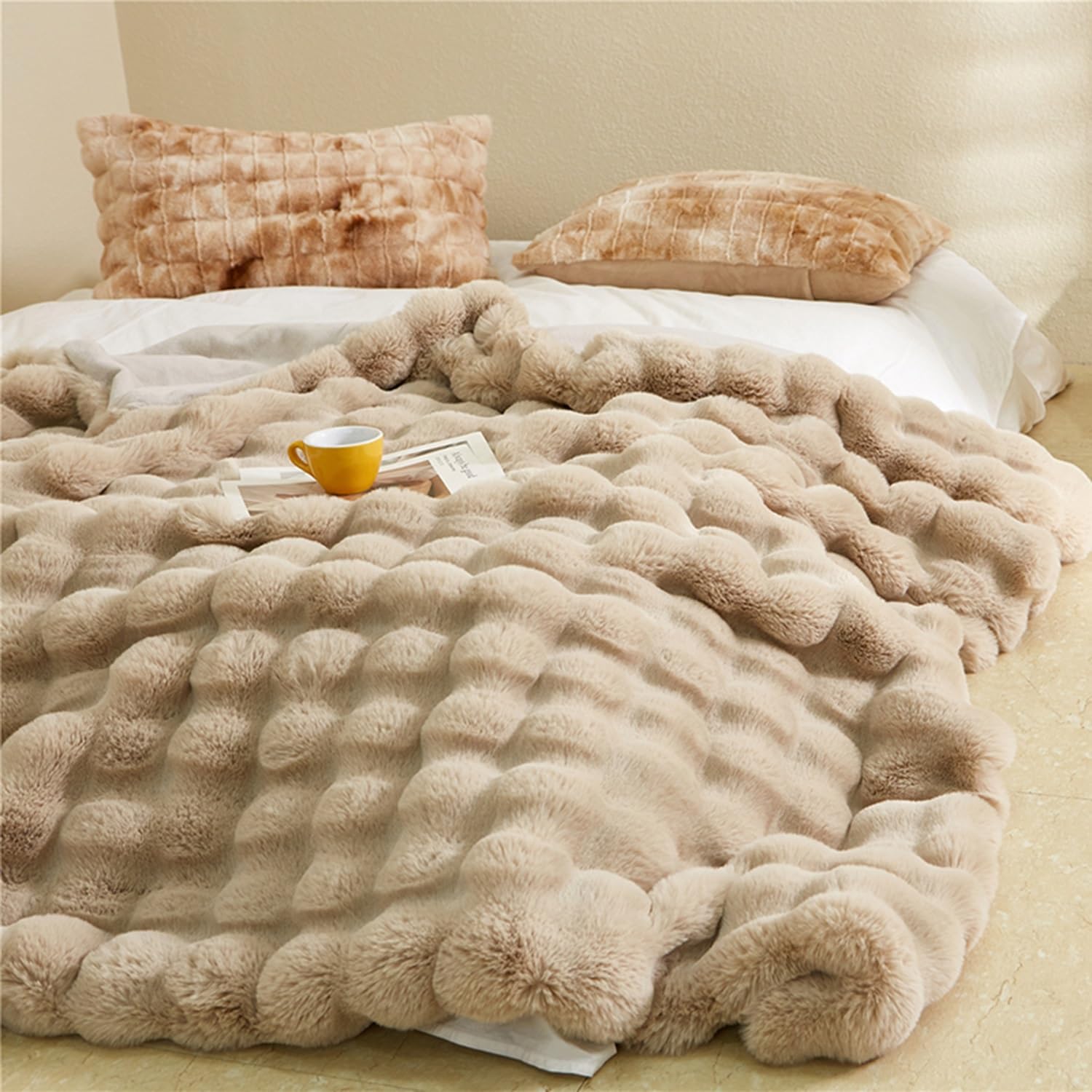 Warm Cozy White Throw Blanket for Couch Bed Sofa - Thick Plush Fuzzy Soft Reversible Fleece Blanket Throw - Elegant Living Room Bedroom Decor - All Seasons Snuggle Blanket - Image 8