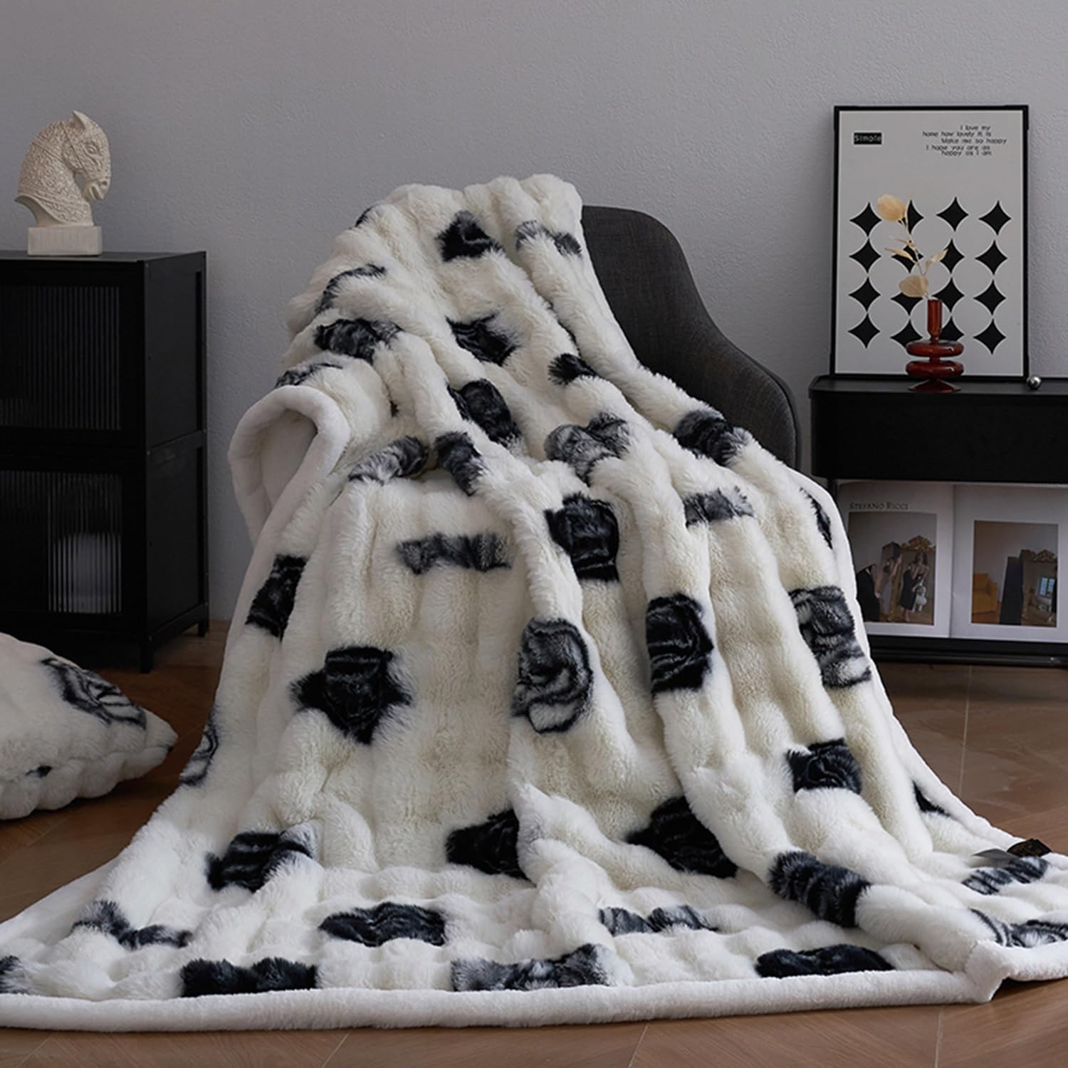 Warm Cozy White Throw Blanket for Couch Bed Sofa - Thick Plush Fuzzy Soft Reversible Fleece Blanket Throw - Elegant Living Room Bedroom Decor - All Seasons Snuggle Blanket - Image 2