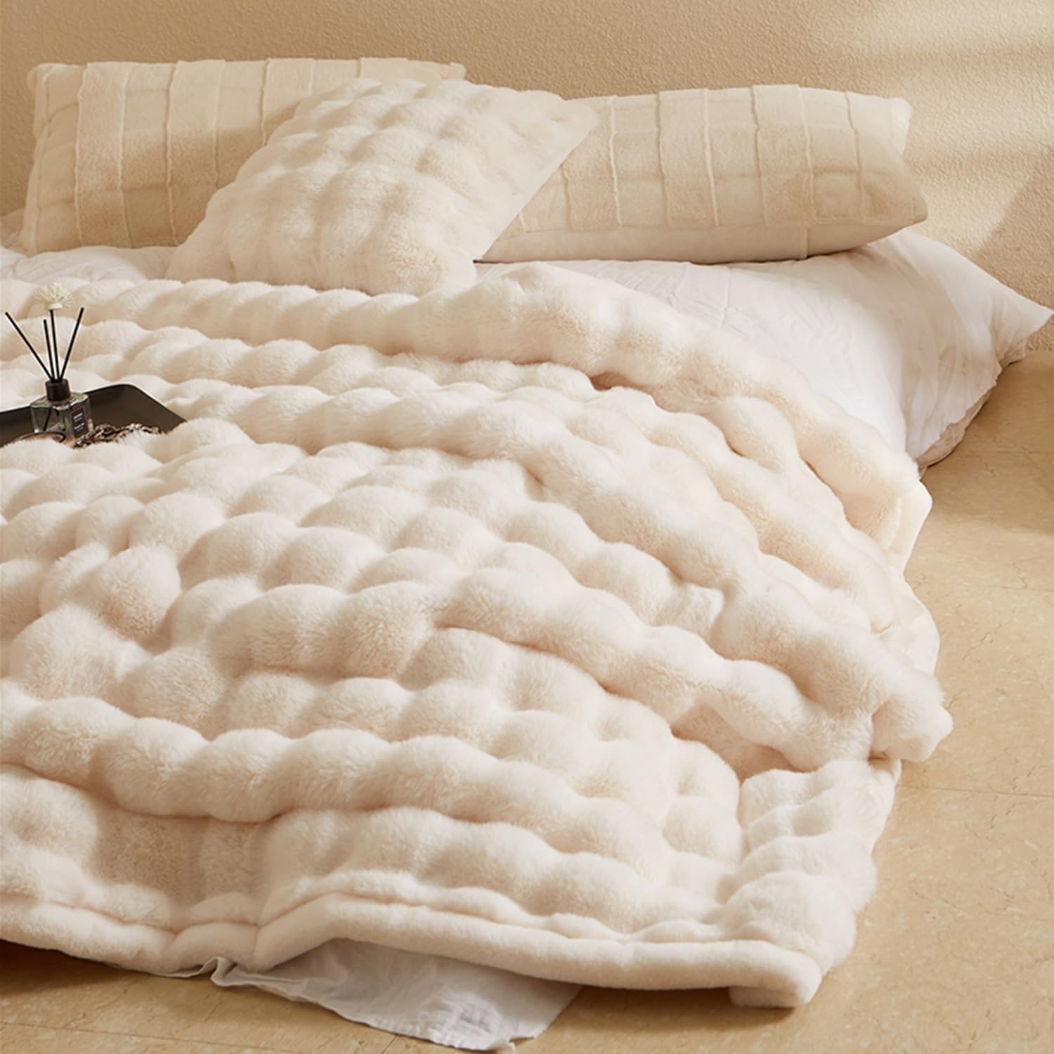 Warm Cozy White Throw Blanket for Couch Bed Sofa - Thick Plush Fuzzy Soft Reversible Fleece Blanket Throw - Elegant Living Room Bedroom Decor - All Seasons Snuggle Blanket - Image 9